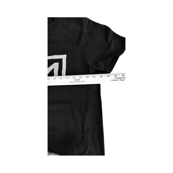 Pink Floyd Black Graphic Tee - Picture 6 of 6